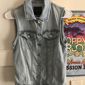 Jean vest